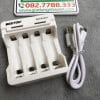 Bộ sạc 4 pin tiểu pin đũa 1.2V USB có báo đầy Beston BST-DC401L