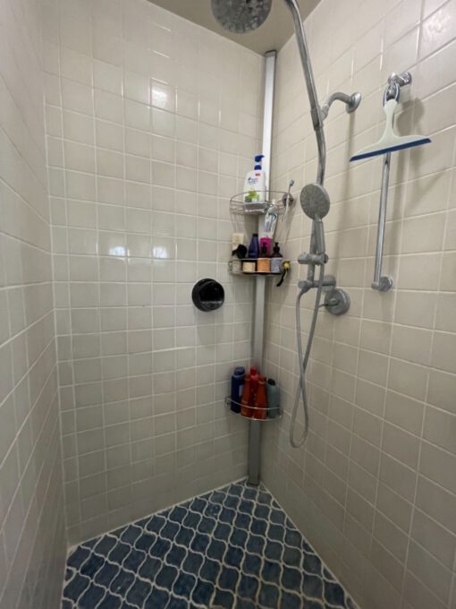 Giá kệ góc treo dụng cụ nhà tắm loại chống sàn và trần Simplehuman BT1062 - Ảnh 14