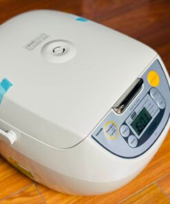 Nồi cơm điện tử 1.8L Tiger JBV-S18W - Made in Japan